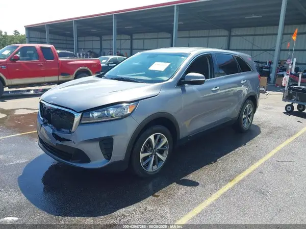 5XYPG4A56LG683025 2020 KIA SORENTO - Image 2