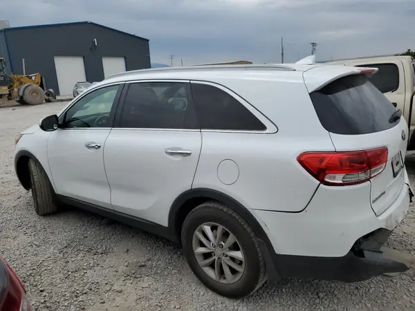 5XYPG4A57GG003445 2016 KIA SORENTO - Image 2