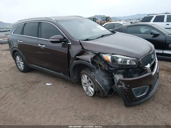 5XYPG4A57GG011142 2016 KIA SORENTO - Image 1