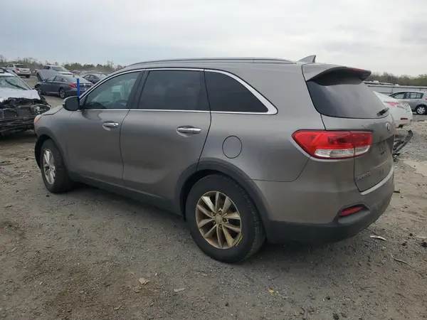 5XYPG4A57GG011660 2016 KIA SORENTO - Image 2