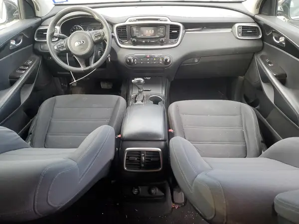 5XYPG4A57GG021816 2016 KIA SORENTO - Image 8