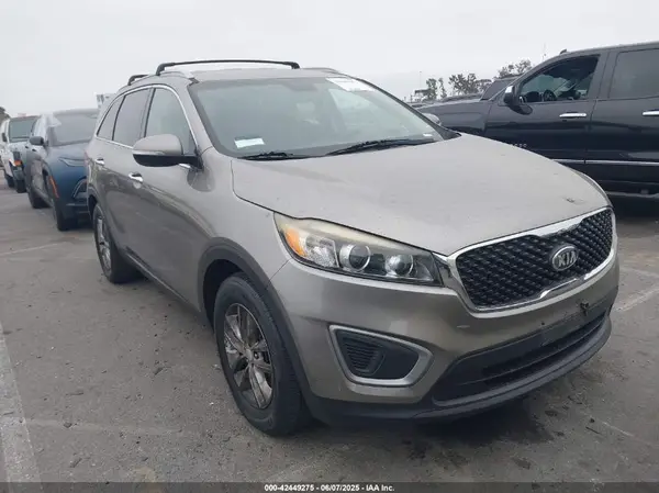 5XYPG4A57GG070630 2016 KIA SORENTO - Image 1