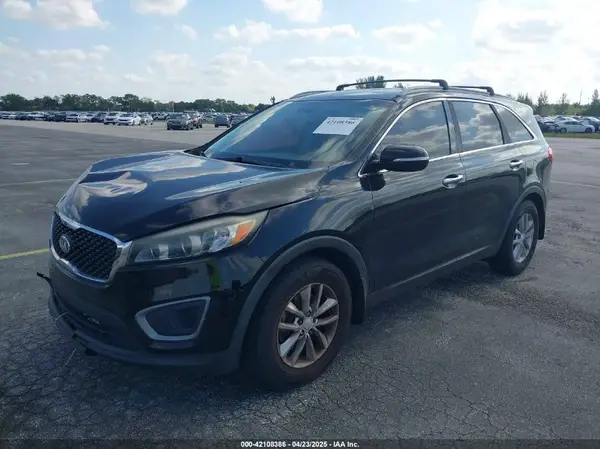 5XYPG4A57GG072233 2016 KIA SORENTO - Image 2