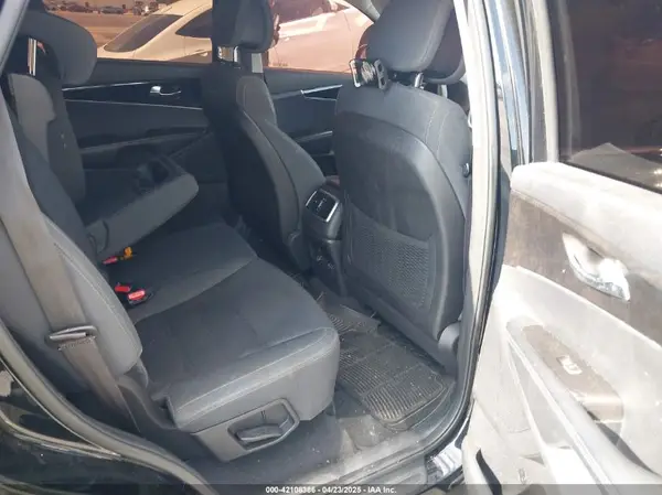 5XYPG4A57GG072233 2016 KIA SORENTO - Image 8