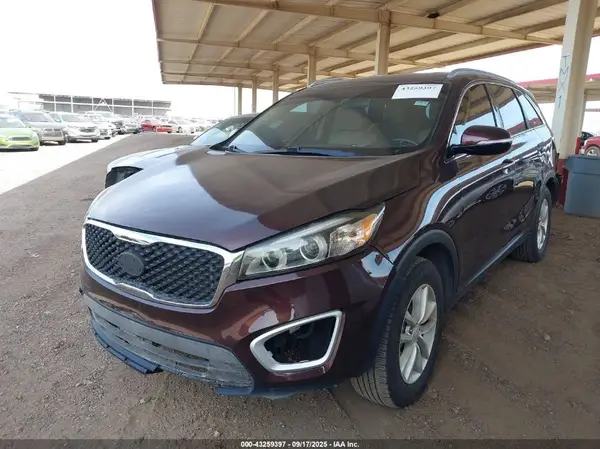 5XYPG4A57GG082776 2016 KIA SORENTO - Image 2