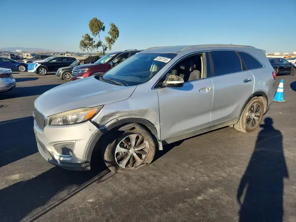 5XYPG4A57GG112780 2016 KIA SORENTO - Image 1