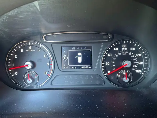 5XYPG4A57GG126047 2016 KIA SORENTO - Image 8