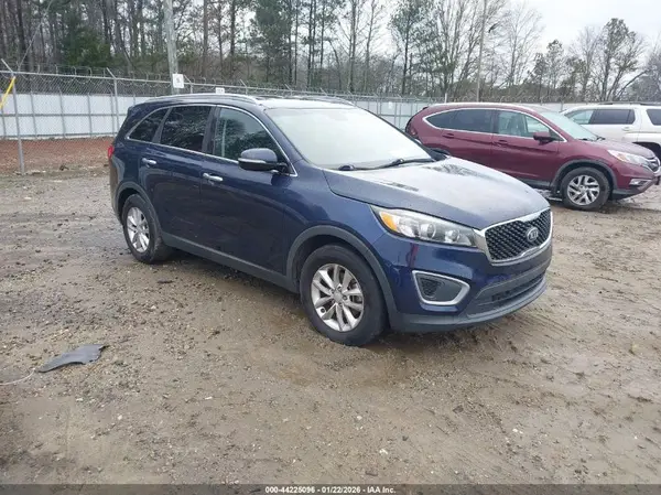 5XYPG4A57GG140563 2016 KIA SORENTO - Image 1