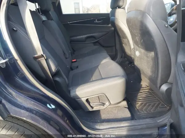 5XYPG4A57GG152485 2016 KIA SORENTO - Image 8