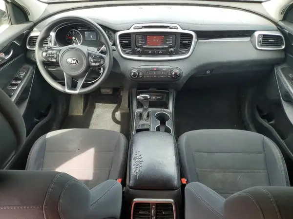 5XYPG4A57GG156813 2016 KIA SORENTO - Image 8