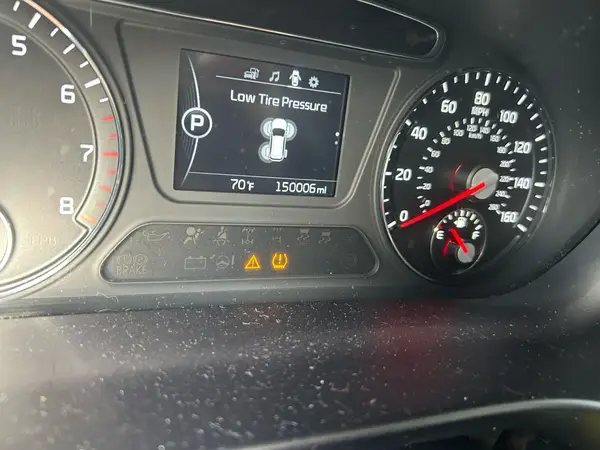 5XYPG4A57GG162174 2016 KIA SORENTO - Image 8