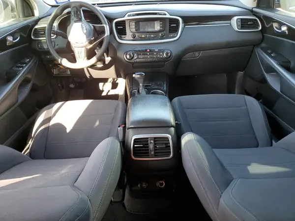 5XYPG4A57GG176074 2016 KIA SORENTO - Image 8
