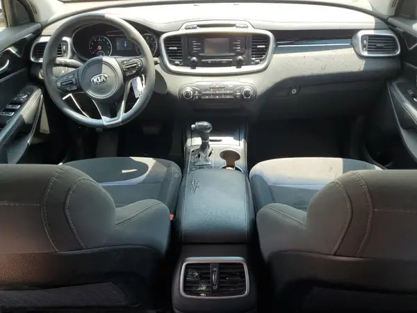 5XYPG4A57HG187870 2017 KIA SORENTO - Image 8