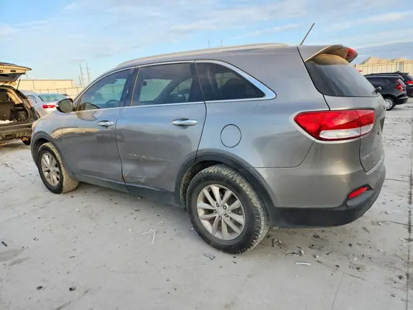 5XYPG4A57HG188145 2017 KIA SORENTO - Image 2
