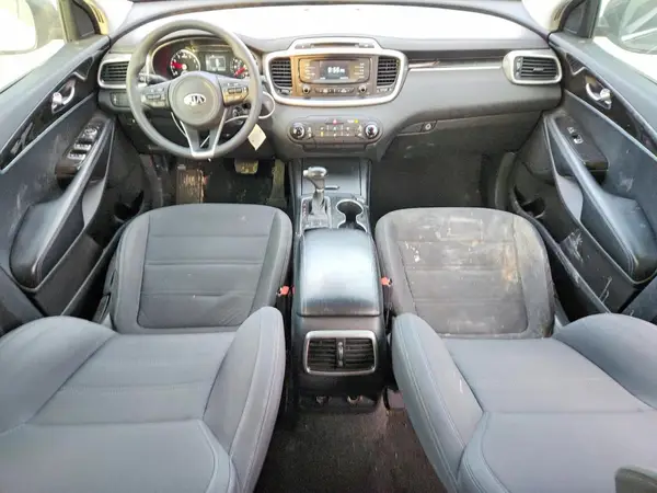 5XYPG4A57HG188145 2017 KIA SORENTO - Image 8
