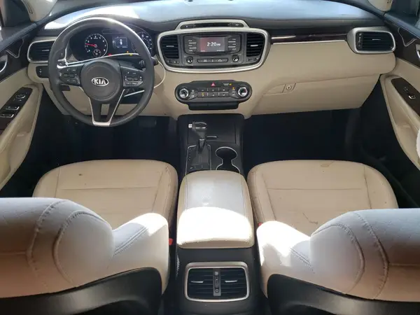 5XYPG4A57HG189246 2017 KIA SORENTO - Image 8