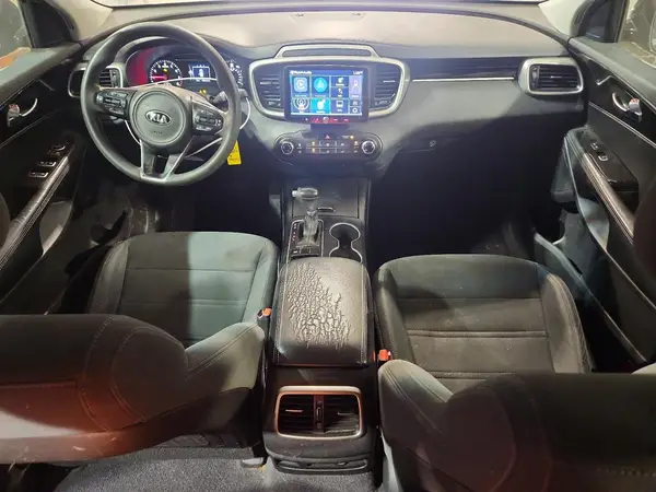 5XYPG4A57HG215229 2017 KIA SORENTO - Image 8