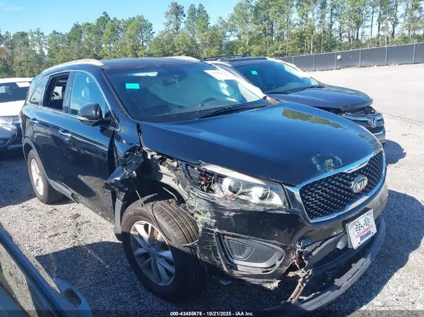 5XYPG4A57HG219202 2017 KIA SORENTO - Image 1