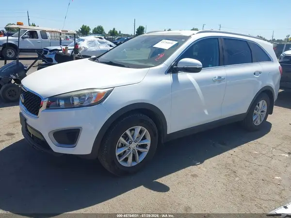5XYPG4A57HG227509 2017 KIA SORENTO - Image 2