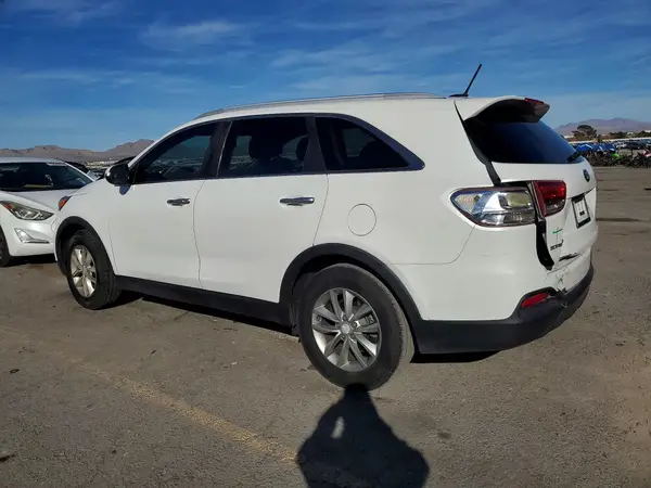 5XYPG4A57HG231365 2017 KIA SORENTO - Image 2