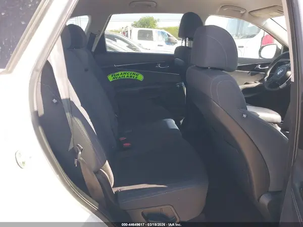 5XYPG4A57HG284163 2017 KIA SORENTO - Image 8