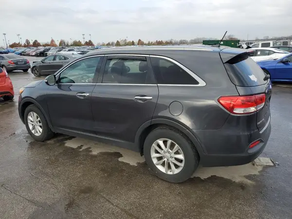 5XYPG4A57HG320398 2017 KIA SORENTO - Image 2