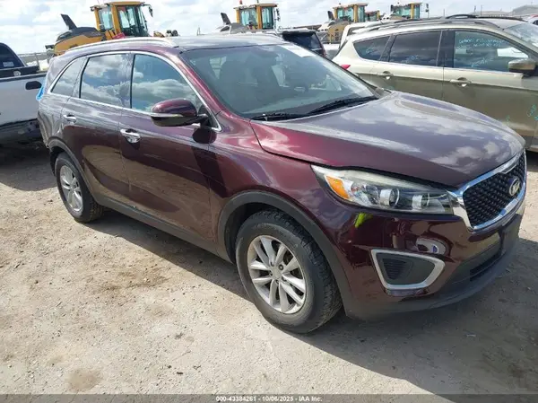 5XYPG4A57JG353200 2018 KIA SORENTO - Image 1