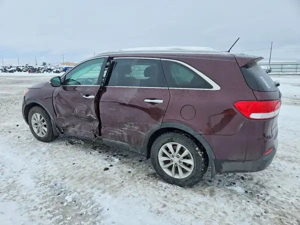 5XYPG4A57JG389288 2018 KIA SORENTO - Image 2