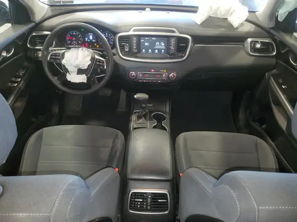 5XYPG4A57KG466100 2019 KIA SORENTO - Image 8