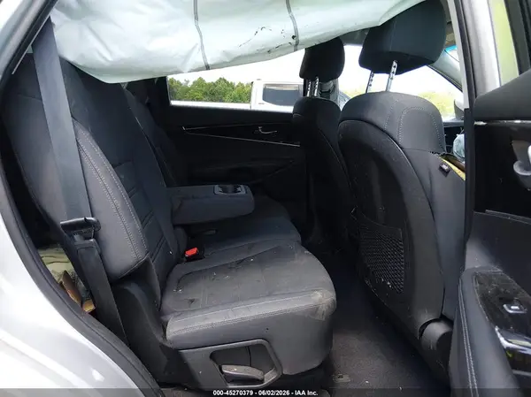 5XYPG4A57KG474200 2019 KIA SORENTO - Image 8