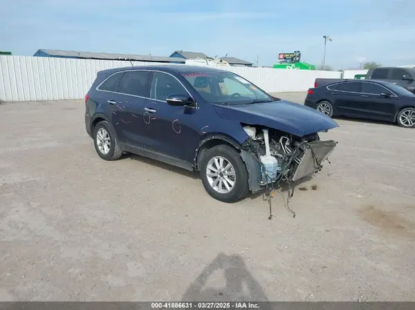 5XYPG4A57KG477968 2019 KIA SORENTO - Image 1