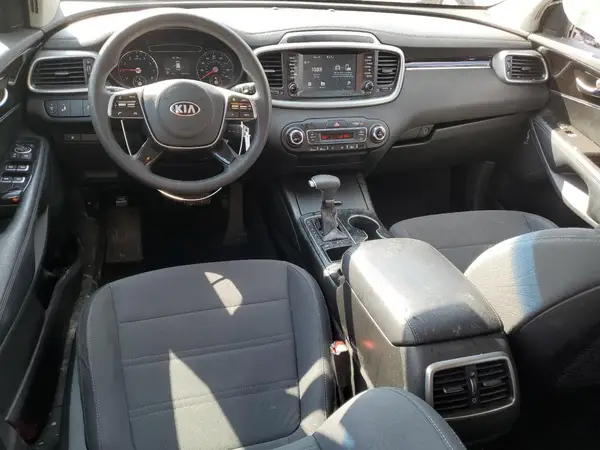 5XYPG4A57KG486900 2019 KIA SORENTO - Image 8
