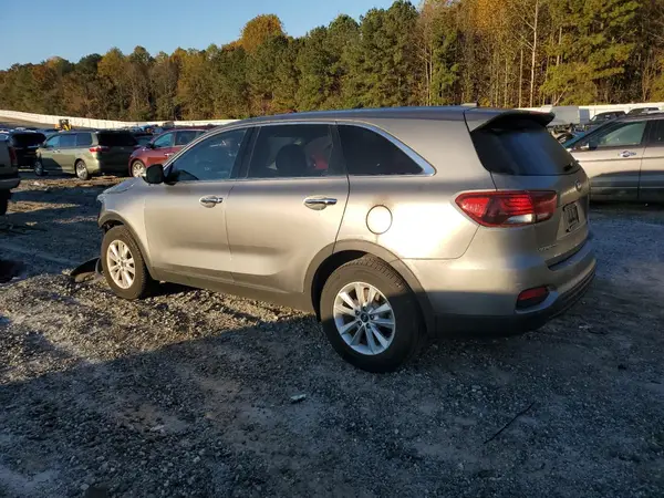 5XYPG4A57KG487769 2019 KIA SORENTO - Image 2