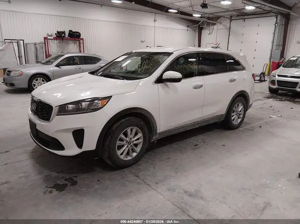 5XYPG4A57KG489716 2019 KIA SORENTO - Image 2