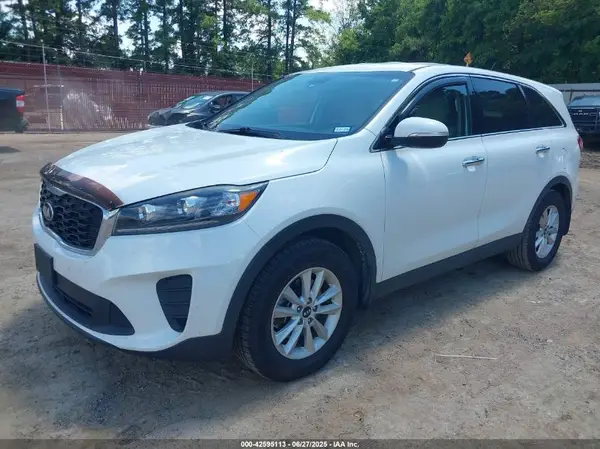 5XYPG4A57KG497296 2019 KIA SORENTO - Image 2