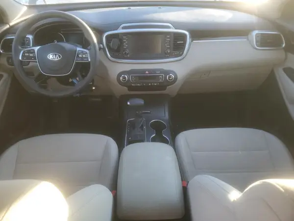 5XYPG4A57KG544780 2019 KIA SORENTO - Image 8