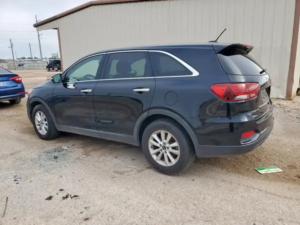 5XYPG4A57KG570067 2019 KIA SORENTO - Image 2