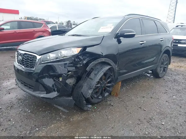 5XYPG4A57KG596426 2019 KIA SORENTO - Image 2