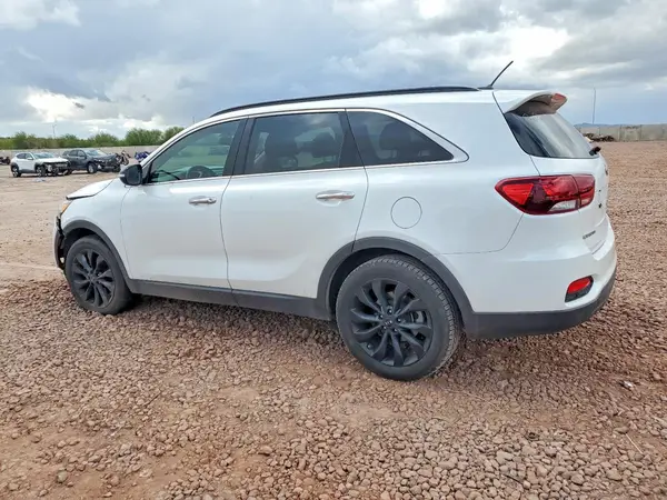 5XYPG4A57KG606274 2019 KIA SORENTO - Image 2