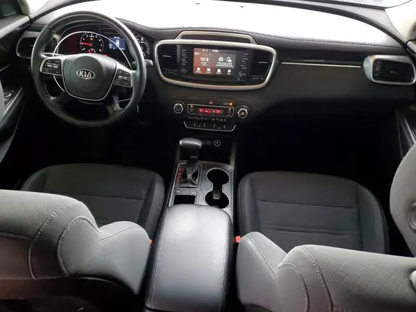 5XYPG4A57KG606274 2019 KIA SORENTO - Image 8