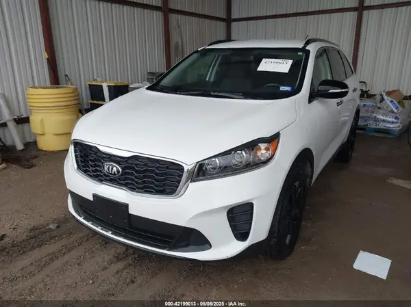 5XYPG4A57KG609790 2019 KIA SORENTO - Image 2