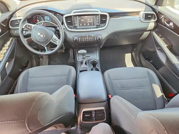 5XYPG4A57LG615137 2020 KIA SORENTO - Image 8