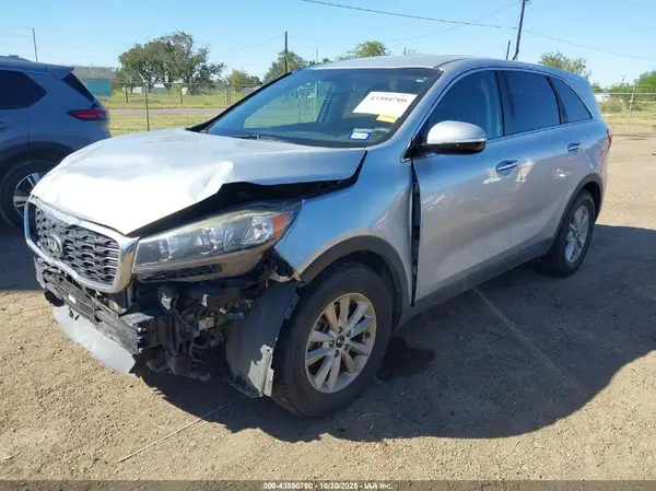 5XYPG4A57LG624131 2020 KIA SORENTO - Image 2