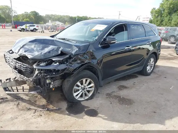 5XYPG4A57LG629569 2020 KIA SORENTO - Image 2
