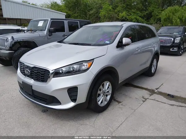 5XYPG4A57LG631855 2020 KIA SORENTO - Image 2