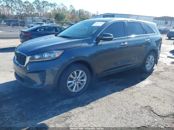 5XYPG4A57LG683163 2020 KIA SORENTO - Image 2