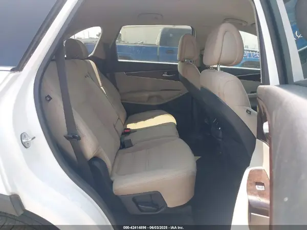 5XYPG4A58GG008587 2016 KIA SORENTO - Image 8
