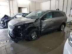 5XYPG4A58GG013613 2016 KIA SORENTO