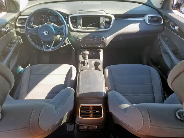 5XYPG4A58GG050001 2016 KIA SORENTO - Image 8