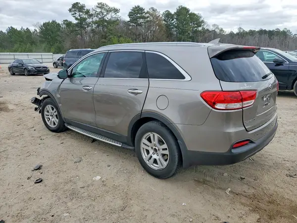 5XYPG4A58GG087906 2016 KIA SORENTO - Image 2